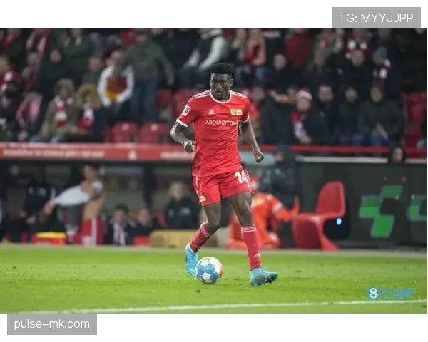 博尼法斯在尼日利亚国家队锋线竞争中的地位分析